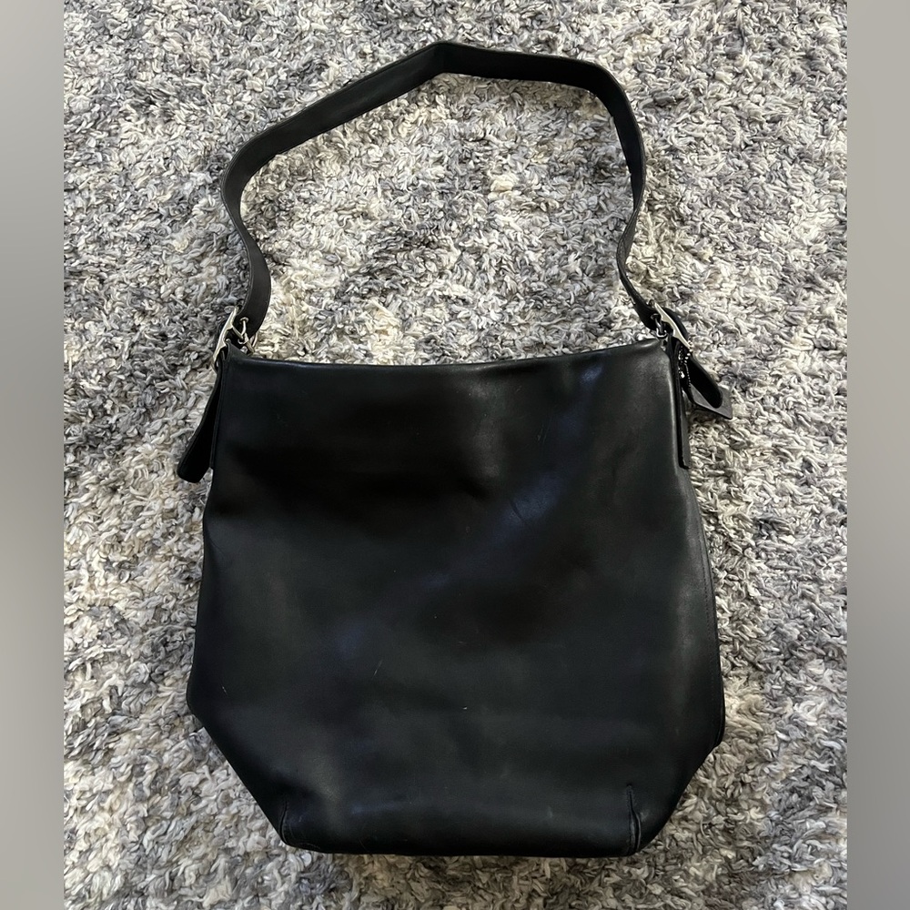 Vintage Coach Early 2000’s Black Leather XL Hobo Legacy 9151 Bucket Bag Handbag